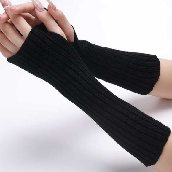 ❌Not For Sale❌ BLACK Fingerless Gloves Arm Warmers with Thumb Holes BRAND NEW - Picture 4 of 4